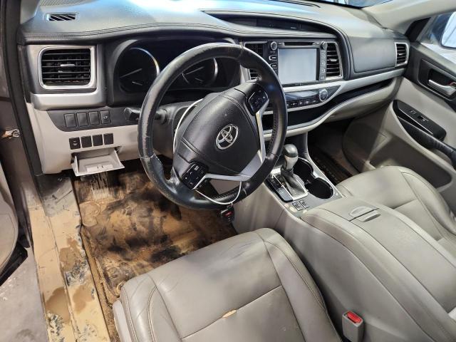 5TDJKRFH7ES044713 - 2014 TOYOTA HIGHLANDER XLE GRAY photo 8