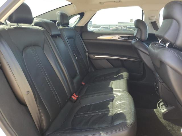 3LN6L2GKXDR823136 - 2013 LINCOLN MKZ أبيض صورة 10