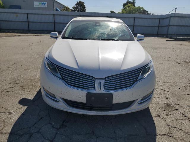 3LN6L2GKXDR823136 - 2013 LINCOLN MKZ أبيض صورة 5