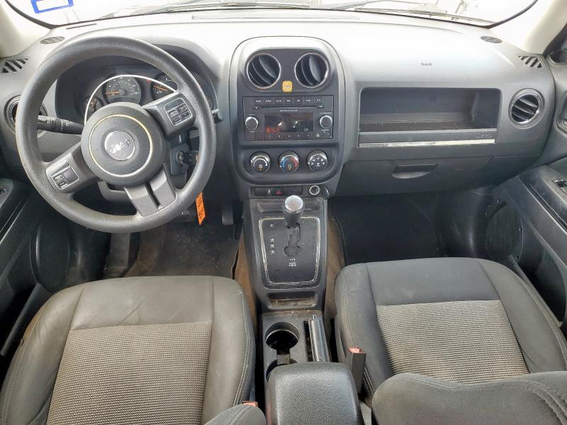 1C4NJPBA6ED545105 - 2014 JEEP PATRIOT SPORT 银色 照片 8