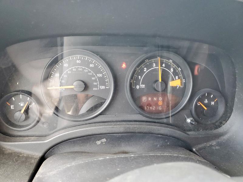 1C4NJPBA6ED545105 - 2014 JEEP PATRIOT SPORT 银色 照片 9