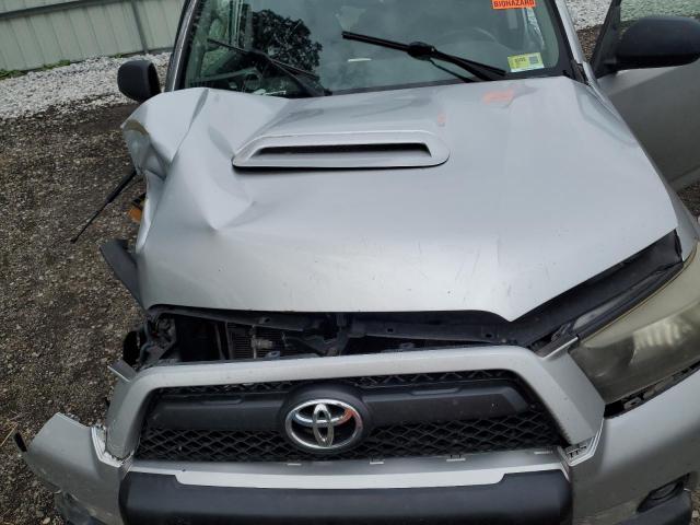 JTEBU5JR5A5003046 - 2010 TOYOTA 4RUNNER SR5 SILVER photo 12