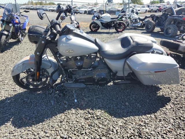 1HD1KVP1XRB613897 - 2024 HARLEY-DAVIDSON FLHRXS GRAY photo 3