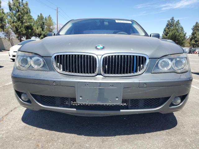 WBAHL83548DT13554 - 2008 BMW 750 I GRAY photo 5
