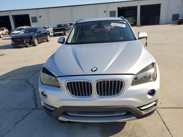 WBAVM1C5XDVW41668 - 2013 BMW X1 SDRIVE28I SILVER photo 5