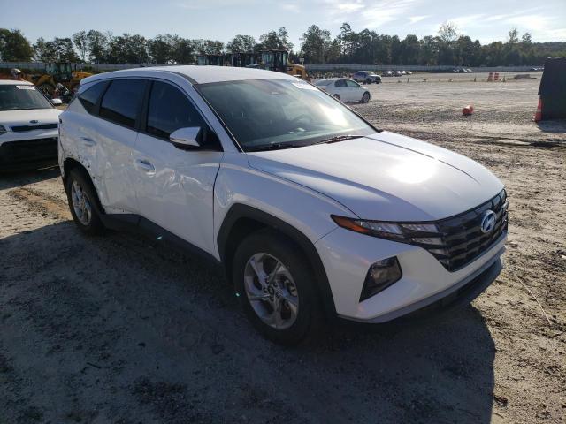 5NMJA3AE1NH053830 - 2022 HYUNDAI TUCSON SE WHITE photo 4