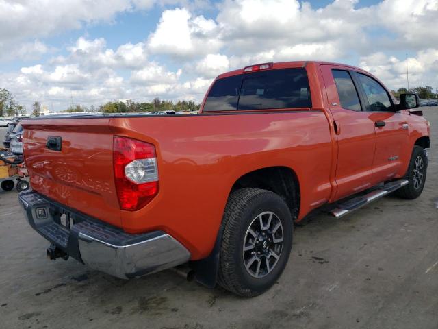 5TFRW5F18HX223828 - 2017 TOYOTA TUNDRA DOUBLE CAB SR/SR5 ORANGE photo 3