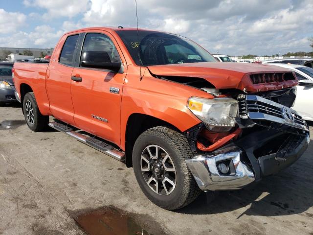 5TFRW5F18HX223828 - 2017 TOYOTA TUNDRA DOUBLE CAB SR/SR5 ORANGE photo 4