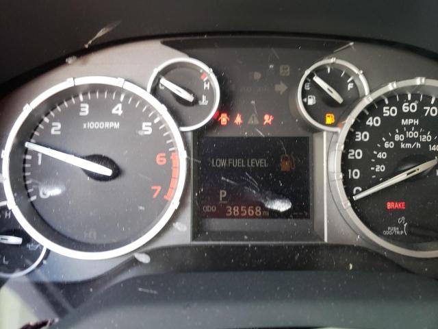 5TFRW5F18HX223828 - 2017 TOYOTA TUNDRA DOUBLE CAB SR/SR5 ORANGE photo 9