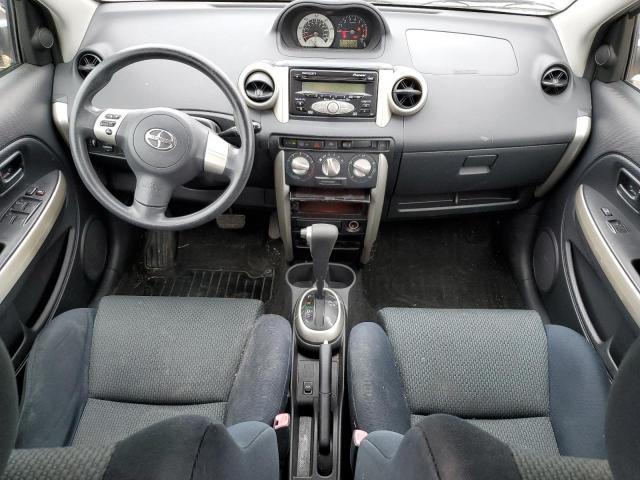 JTKKT624865001324 - 2006 TOYOTA SCION XA SILVER photo 8