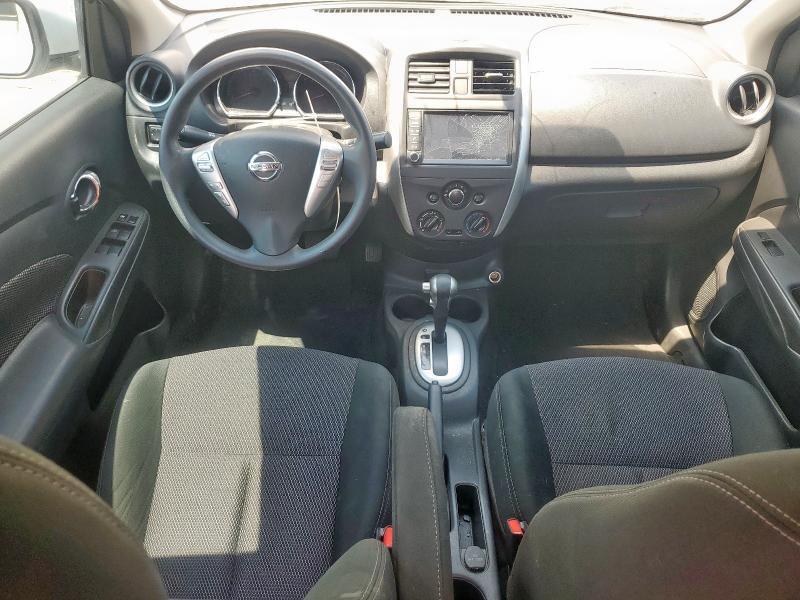 3N1CN7APXKL862167 - 2019 NISSAN VERSA S თეთრი ფოტო 8