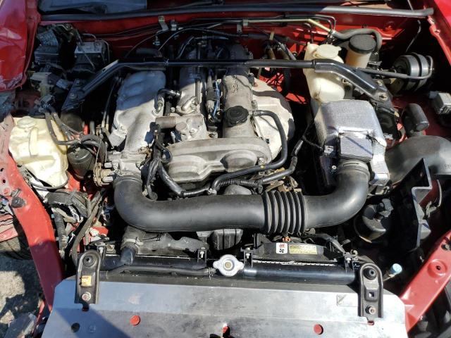 JM1NB353110204666 - 2001 MAZDA MX-5 MIATA BASE RED photo 11