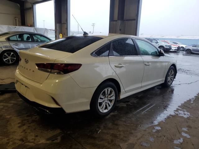 5NPE24AF0KH746688 - 2019 HYUNDAI SONATA SE WHITE photo 3