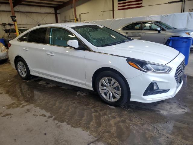 5NPE24AF0KH746688 - 2019 HYUNDAI SONATA SE WHITE photo 4