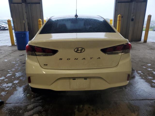 5NPE24AF0KH746688 - 2019 HYUNDAI SONATA SE WHITE photo 6
