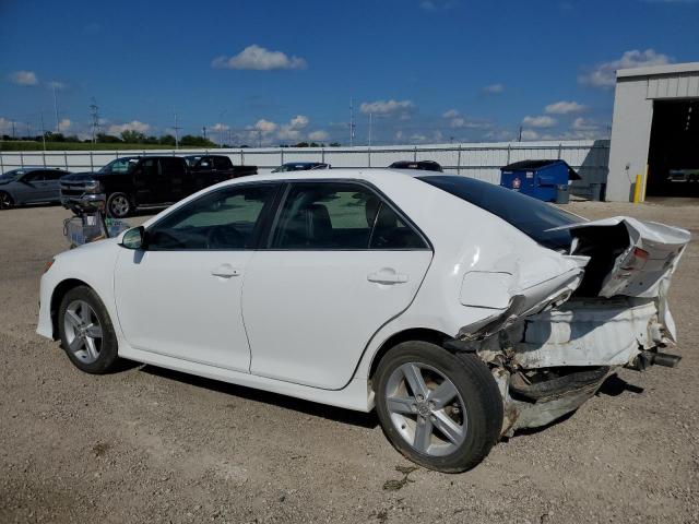 4T1BF1FK9CU125562 - 2012 TOYOTA CAMRY BASE WHITE photo 2