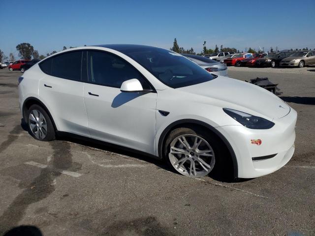 7SAYGDEE6RF083400 - 2024 TESLA MODEL Y 白色 照片 4