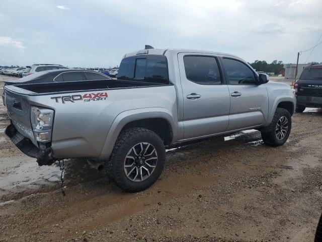 3TYCZ5AN7NT104049 - 2022 TOYOTA TACOMA DOUBLE CAB 银色 照片 3