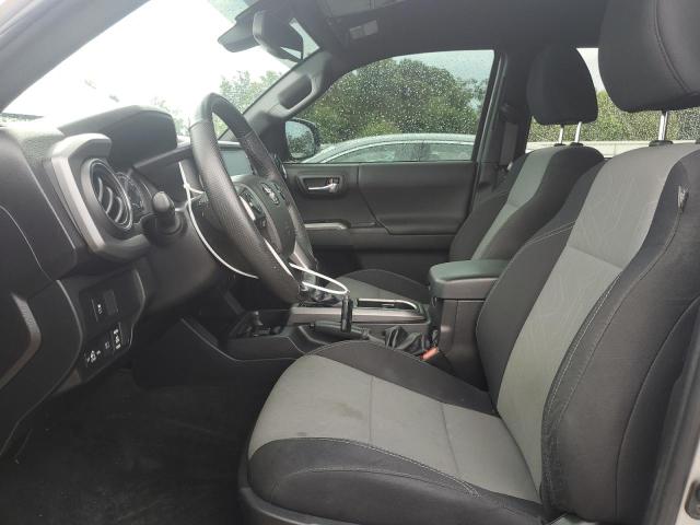 3TYCZ5AN7NT104049 - 2022 TOYOTA TACOMA DOUBLE CAB 银色 照片 7