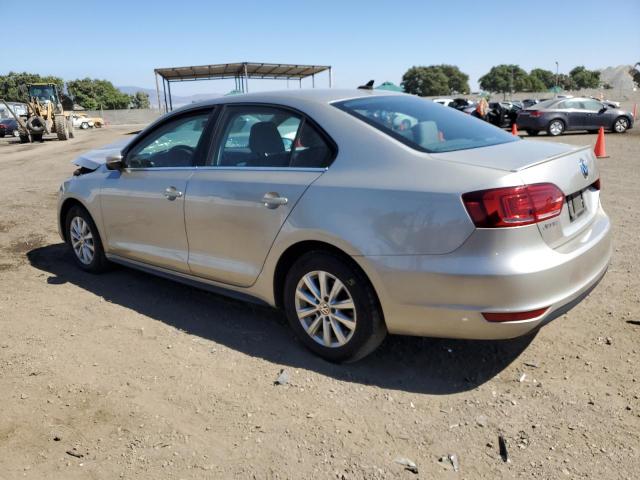 3VW637AJ6DM245046 - 2013 VOLKSWAGEN JETTA HYBRID SILVER photo 2