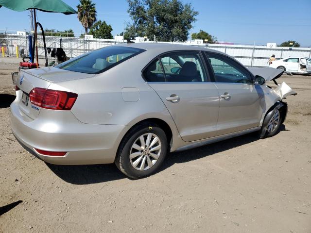 3VW637AJ6DM245046 - 2013 VOLKSWAGEN JETTA HYBRID SILVER photo 3