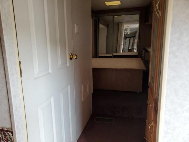 4YDF3502421201118 - 2002 KEYSTONE SPRINTER WHITE photo 5