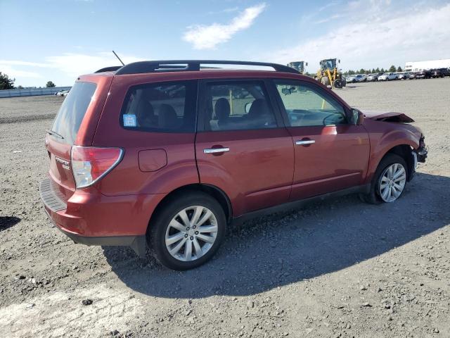 JF2SHADC8BH747136 - 2011 SUBARU FORESTER 2.5X PREMIUM RED photo 3