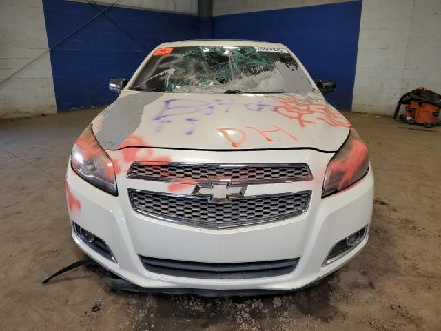 1G11H5SAXDF263494 - 2013 CHEVROLET MALIBU LTZ WHITE photo 5