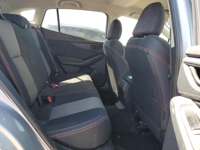 JF2GTABC4JH338296 - 2018 SUBARU CROSSTREK PREMIUM 银色 照片 11