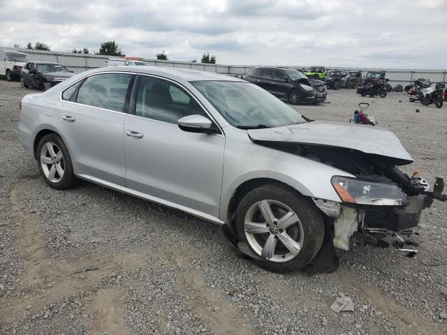 1VWBP7A38CC021071 - 2012 VOLKSWAGEN PASSAT SE SILVER photo 4