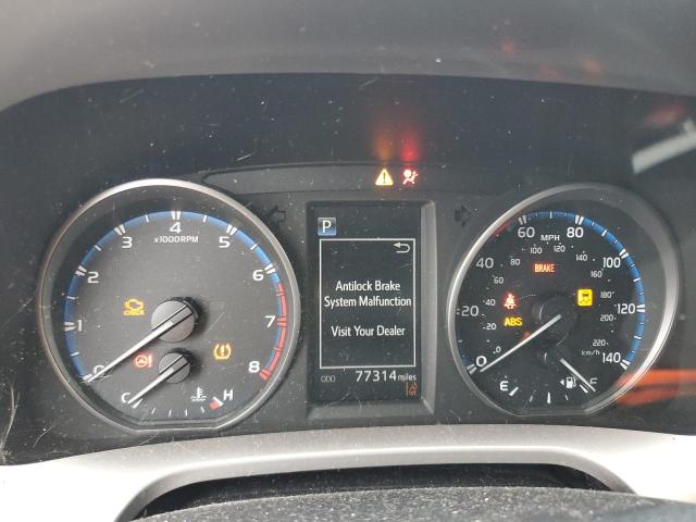 JTMBFREV4HJ130711 - 2017 TOYOTA RAV4 LE Grau Foto 9