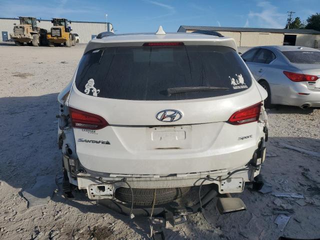5XYZU3LB5JG570887 - 2018 HYUNDAI SANTA FE SPORT أبيض صورة 6
