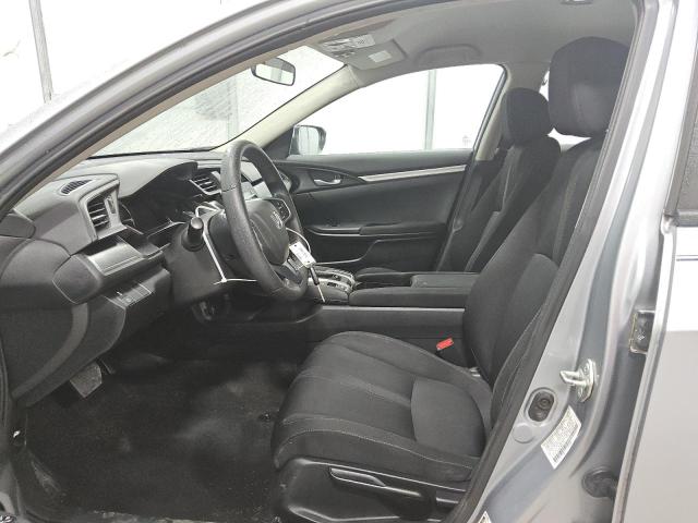 2HGFC2F53JH601174 - 2018 HONDA CIVIC LX Gümüş fotoğraf 7