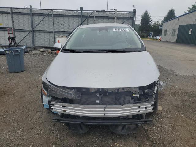 5YFB4MDE7PP033653 - 2023 TOYOTA COROLLA LE ვერცხლისფერი ფოტო 5