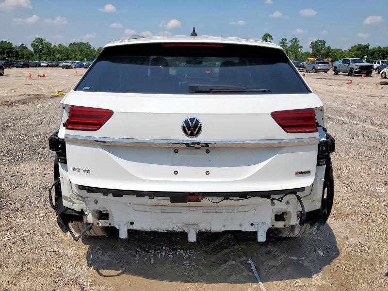 1V2HE2CA3NC230589 - 2022 VOLK ATLAS CROSS SPORT SE WHITE photo 6