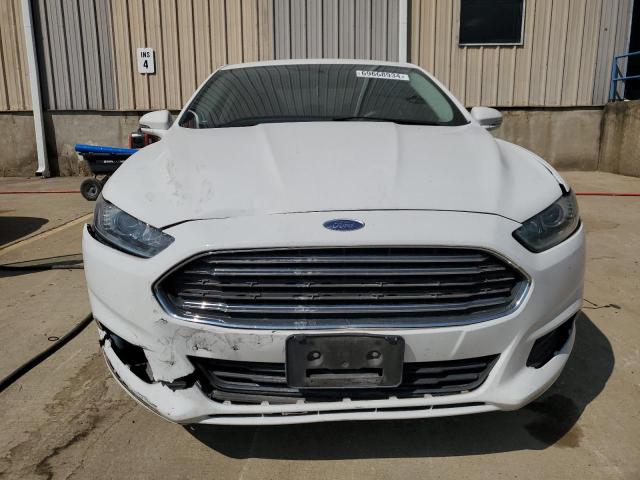 1FA6P0H78F5114191 - 2015 FORD FUSION SE WHITE photo 5