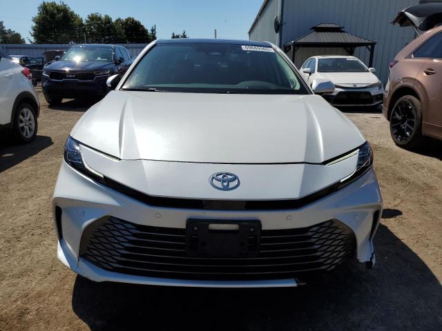 4T1DBADK4SU007523 - 2025 TOYOTA CAMRY XSE 白色 照片 5