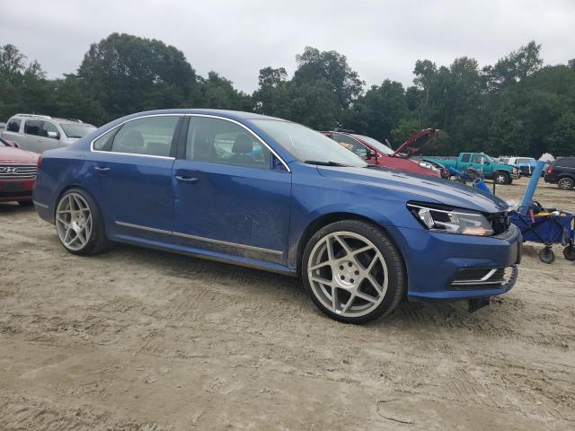 1VWAT7A32HC057532 - 2017 VOLKSWAGEN PASSAT S BLUE photo 4