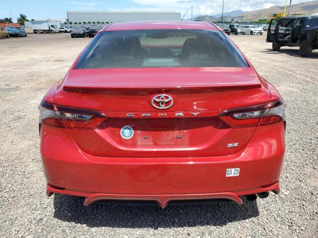 4T1T11AK2PU133874 - 2023 TOYOTA CAMRY SE NIGHT SHADE RED photo 6
