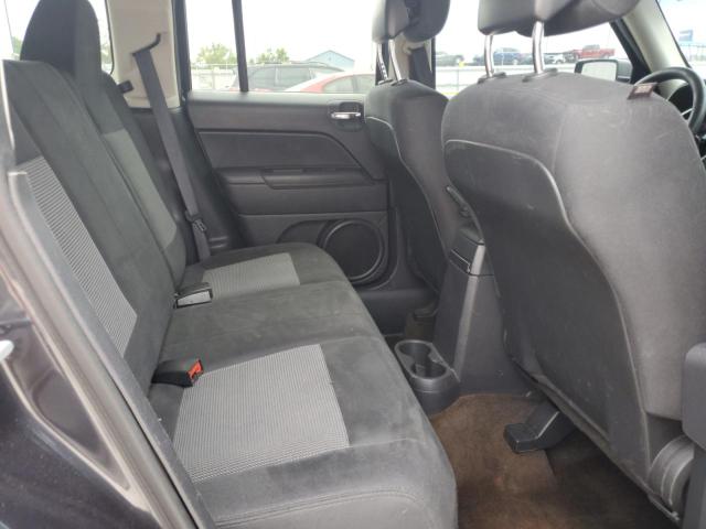 1C4NJPBA3FD164135 - 2015 JEEP PATRIOT SPORT 灰色 照片 11