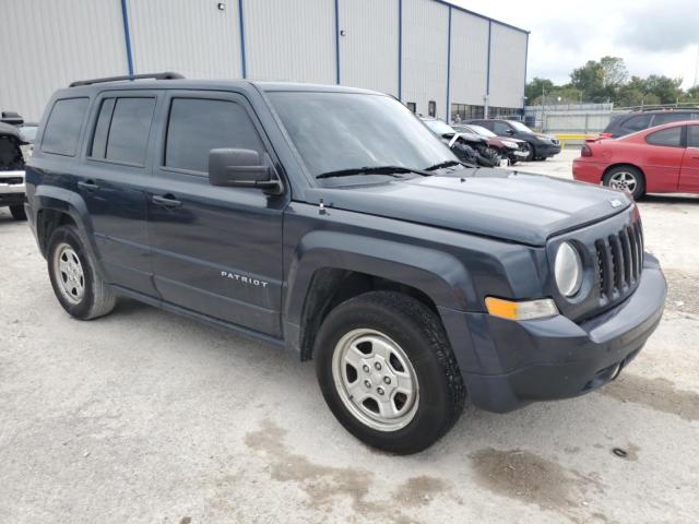 1C4NJPBA3FD164135 - 2015 JEEP PATRIOT SPORT 灰色 照片 4