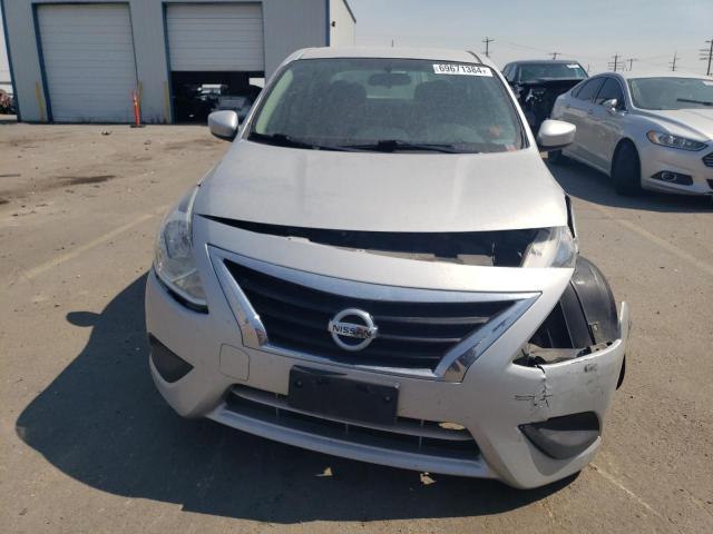 3N1CN7AP9GL824288 - 2016 NISSAN VERSA S SILVER photo 5