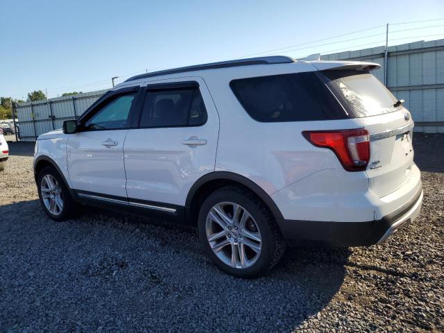1FM5K7D86HGC99789 - 2017 FORD EXPLORER XLT 白色 照片 2