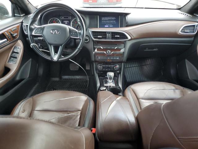SJKCH5CR2HA037955 - 2017 INFINITI QX30 BASE 棕色 照片 8