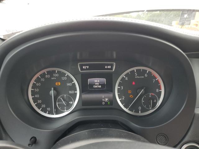 SJKCH5CR2HA037955 - 2017 INFINITI QX30 BASE 棕色 照片 9