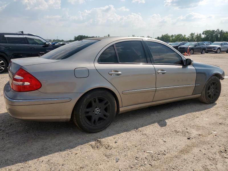 WDBUF65J34A582808 - 2004 MERCEDES-BENZ E 320 棕色 照片 3