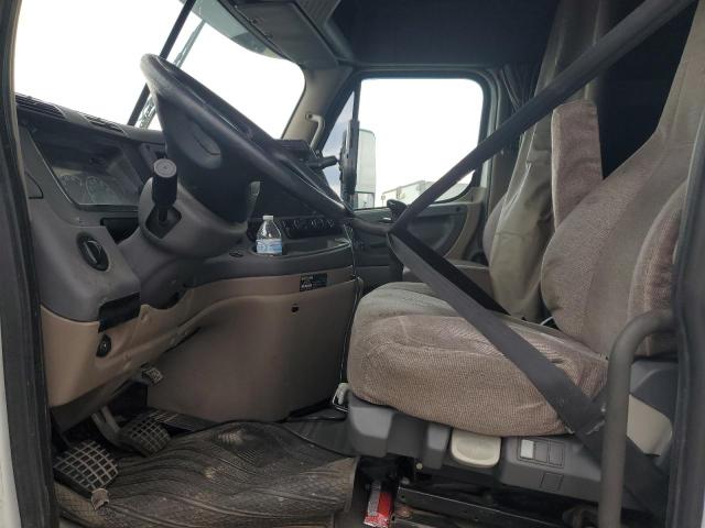 3AKJGLD65ESFP4678 - 2014 FREIGHTLINER CASCADIA 白色 照片 5