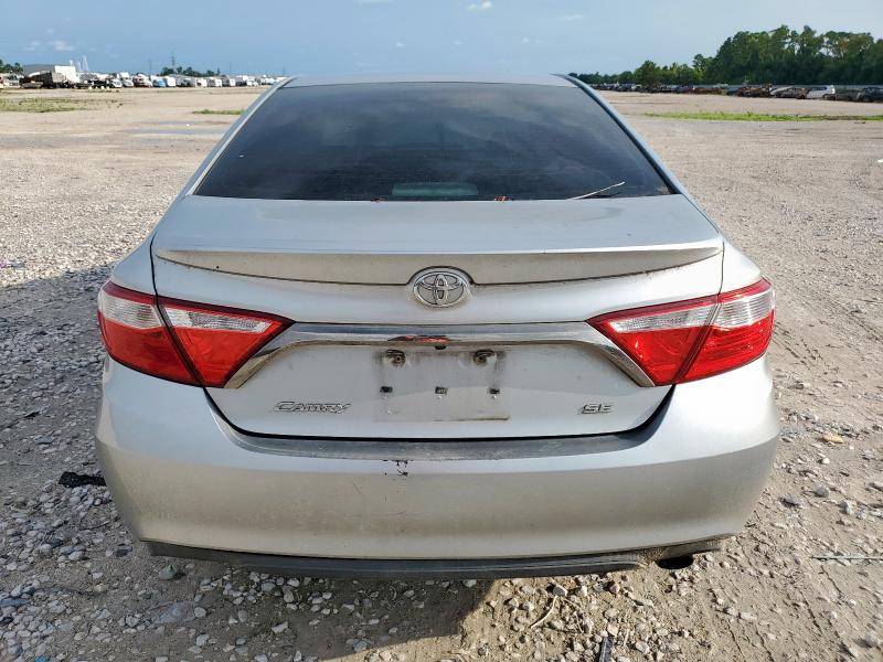 4T1BF1FKXFU030738 - 2015 TOYOTA CAMRY LE GRAY photo 6