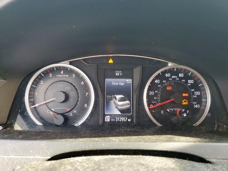 4T1BF1FKXFU030738 - 2015 TOYOTA CAMRY LE GRAY photo 9