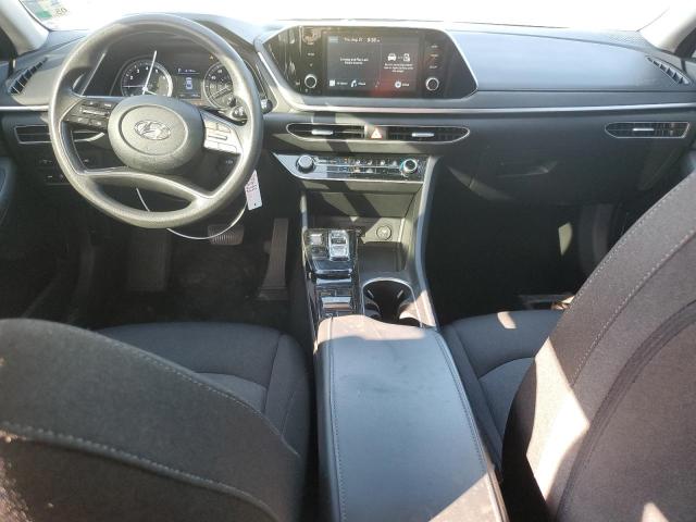 5NPEG4JA3MH112431 - 2021 HYUNDAI SONATA SE WHITE photo 8